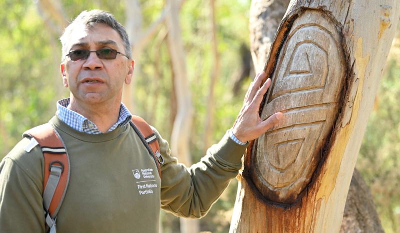 Indigenous Garden Walk with Paul Girrawah House 